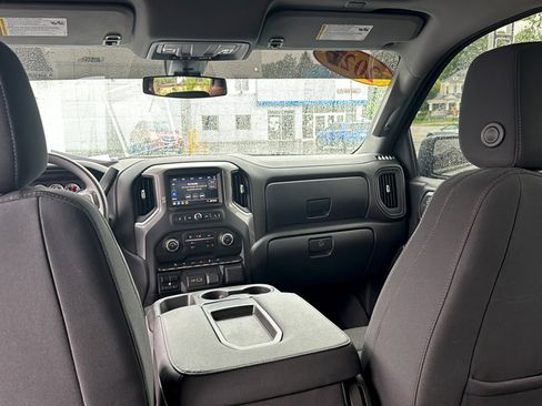 Used 2022 Chevrolet Silverado 1500 Custom Trail Boss w/ Safety Confidence Package AWD/4WD image 21