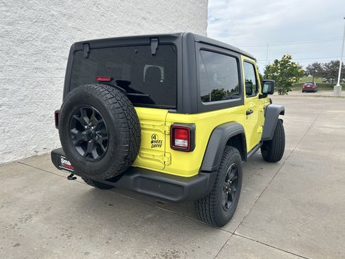 Used 2023 Jeep Wrangler Sport AWD/4WD image 6