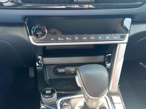 Used 2023 Kia Seltos S image 21