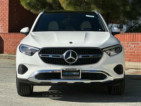 Certified 2026 Mercedes-Benz GLC 300 GLC 300 image 9