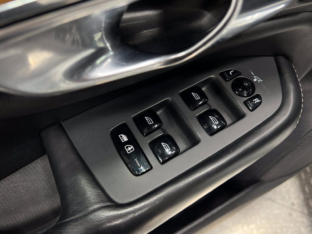 Used 2018 Volvo XC90 T6 Inscription w/ Protection Package Premier AWD/4WD image 17