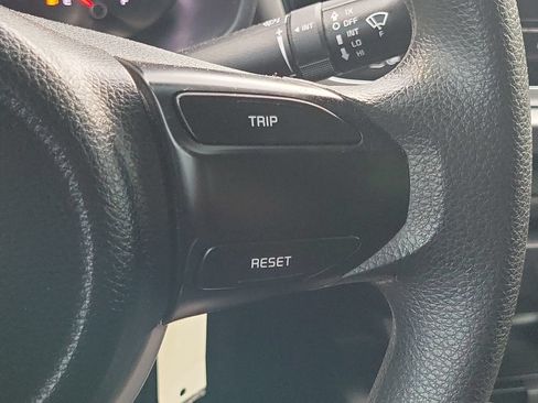 Used 2023 Kia Rio LX FWD image 29