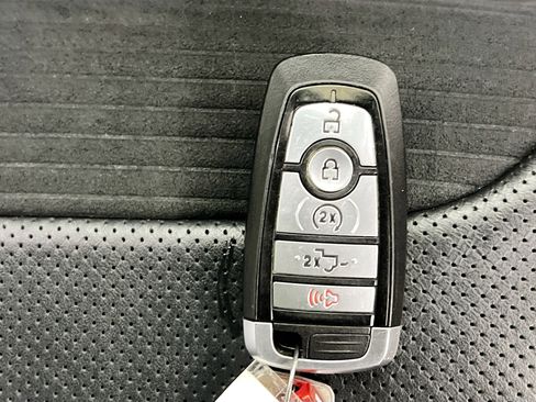 Used 2022 Ford F150 Raptor w/ Raptor 37 Performance Package image 36