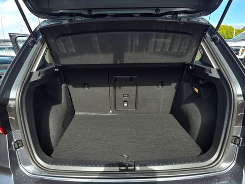 Used 2022 Volkswagen Taos SE image 24