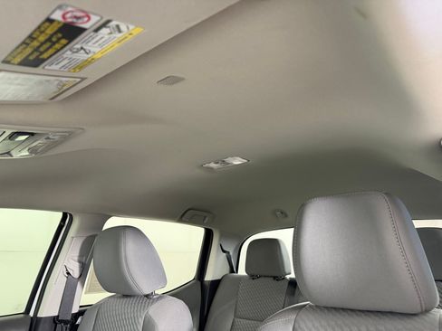 Used 2020 Toyota Tacoma SR5 AWD/4WD image 26