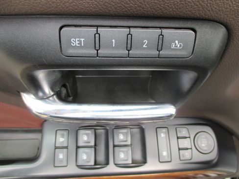 Used 2018 Chevrolet Silverado 3500 High Country AWD/4WD image 16
