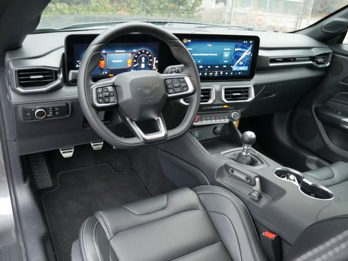 New 2025 Ford Mustang GT Premium w/ GT Performance Package image 4