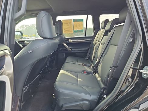 Used 2020 Lexus GX 460 Premium image 20