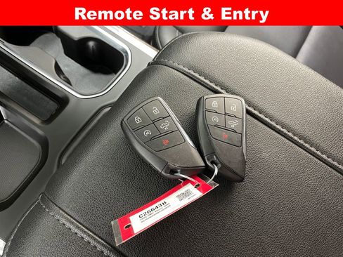 Certified 2025 GMC Sierra 1500 Elevation w/ Elevation Premium Package AWD/4WD image 7