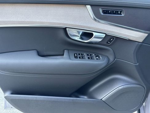 New 2026 Volvo XC90 B5 Core image 7