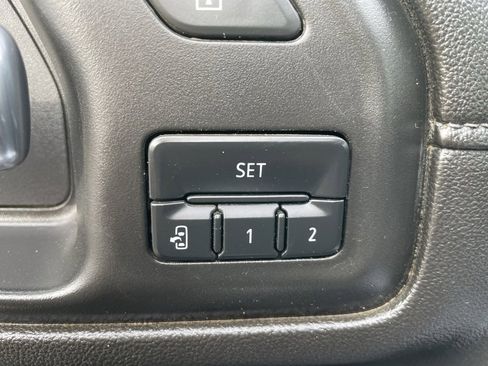 Used 2022 Chevrolet Silverado 2500 LTZ image 7