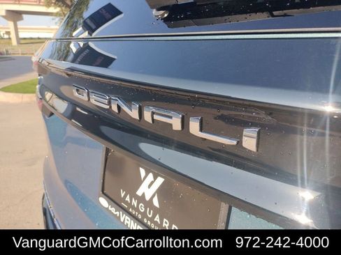 New 2026 GMC Acadia Denali w/ Super Cruise Package image 36