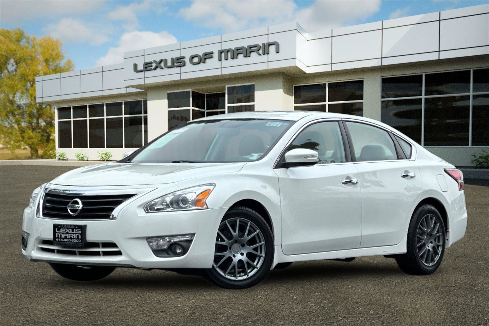 Used 2014 Nissan Altima 2.5 SV w/ Convenience Package FWD image 1