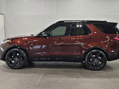 New 2026 Land Rover Discovery Limited Edition image 7