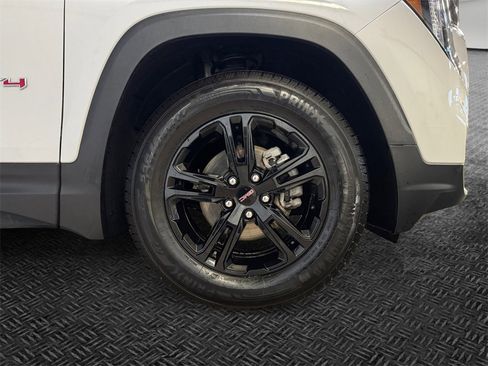 Used 2022 GMC Terrain AT4 w/ Infotainment Package II image 11