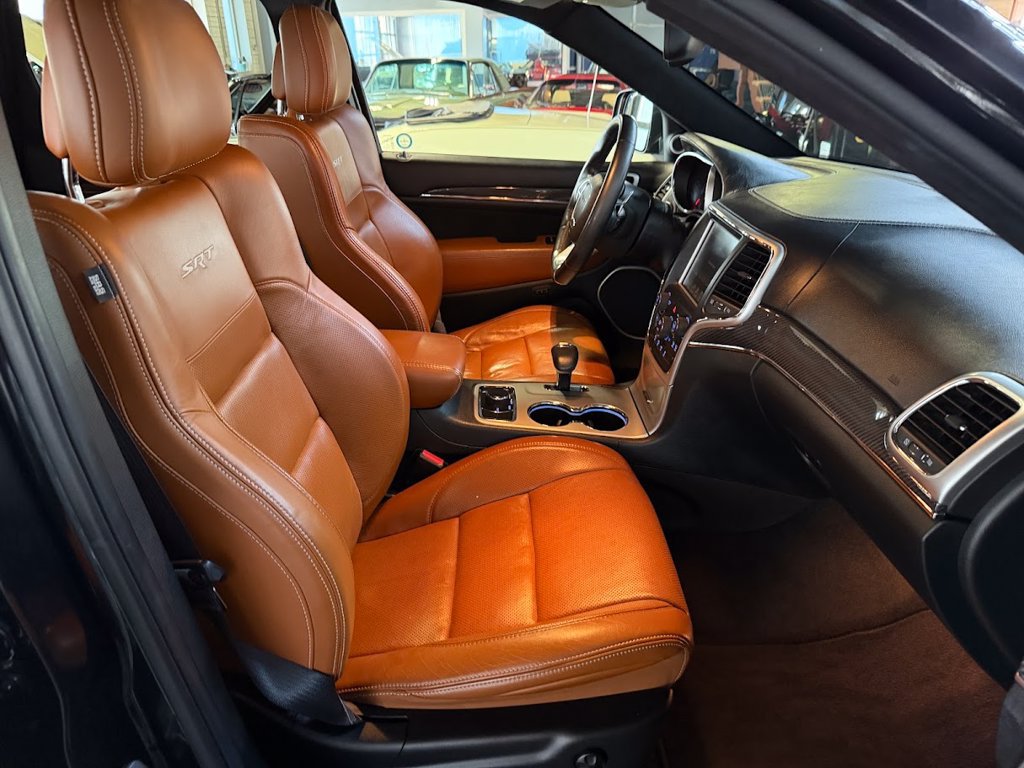 Used 2014 Jeep Grand Cherokee SRT8 w/ Luxury Group II AWD/4WD image 12