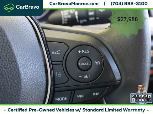 Used 2021 Toyota RAV4 XLE Premium FWD image 25