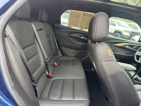 Used 2022 Chevrolet TrailBlazer ACTIV w/ Sun and Liftgate Package image 17