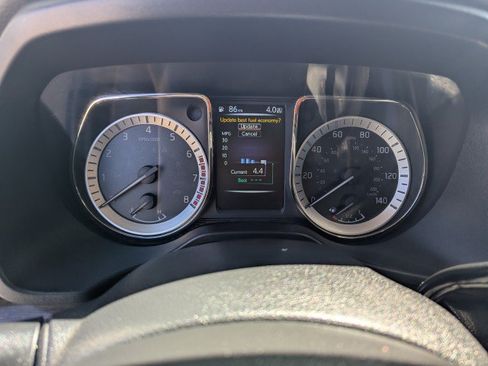 Used 2018 Nissan Titan Platinum Reserve w/ Platinum Utility Package AWD/4WD image 14