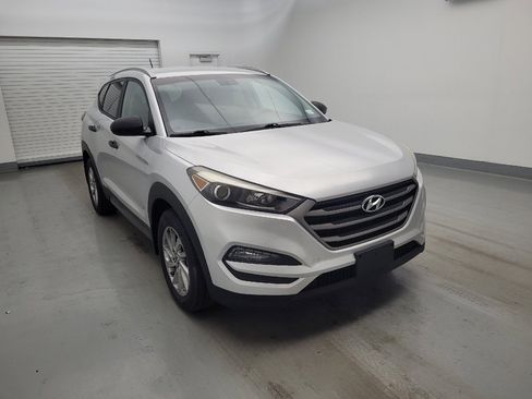 Used 2016 Hyundai Tucson SE w/ Option Group 02 FWD image 13