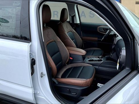 New 2025 Ford Bronco Sport Outer Banks w/ Outer Banks Tech Package+ image 11