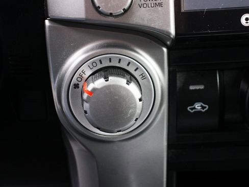 Used 2021 Toyota 4Runner SR5 image 30