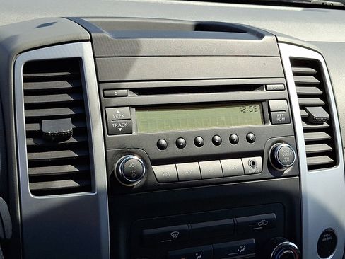 Used 2016 Nissan Frontier S RWD image 17
