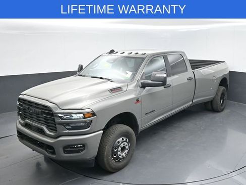 New 2026 RAM 3500 Big Horn image 34