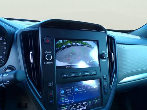 Certified 2025 Subaru Forester AWD/4WD image 20