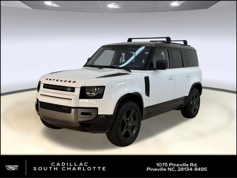 Used 2022 Land Rover Defender 110 X-Dynamic SE AWD/4WD image 1