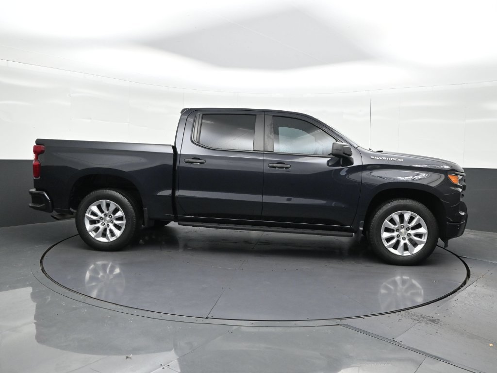 Used 2022 Chevrolet Silverado 1500 Custom RWD image 7