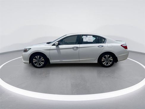 Used 2013 Honda Accord LX image 5