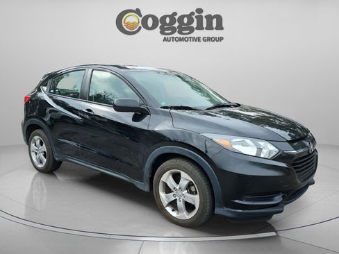 Used 2016 Honda HR-V LX image 7