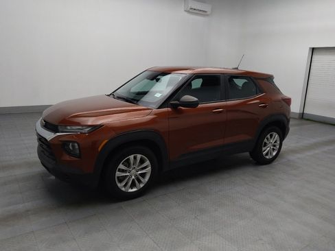 Used 2021 Chevrolet TrailBlazer LS image 2