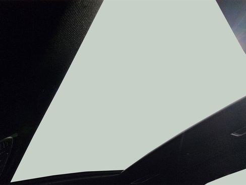 Used 2015 Mercedes-Benz S 550 Sedan w/ Premium 1 Package image 16