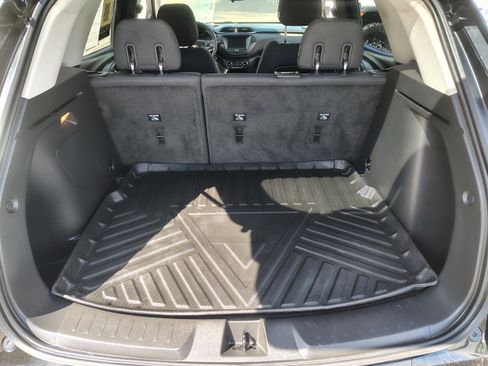 Used 2022 Chevrolet TrailBlazer LT AWD/4WD image 10