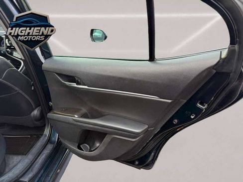 Used 2021 Toyota Camry SE w/ Cold Weather Package image 22