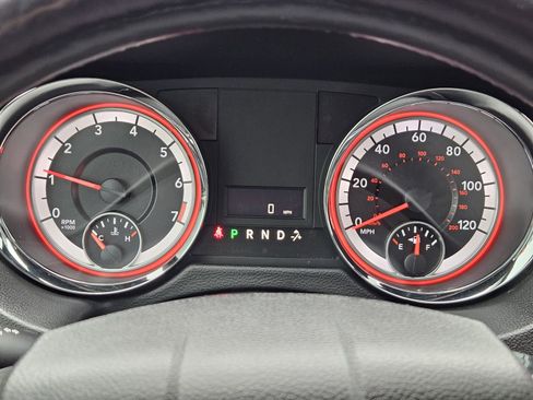 Used 2019 Dodge Grand Caravan SXT image 19