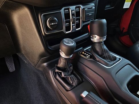 New 2025 Jeep Wrangler Sahara image 11