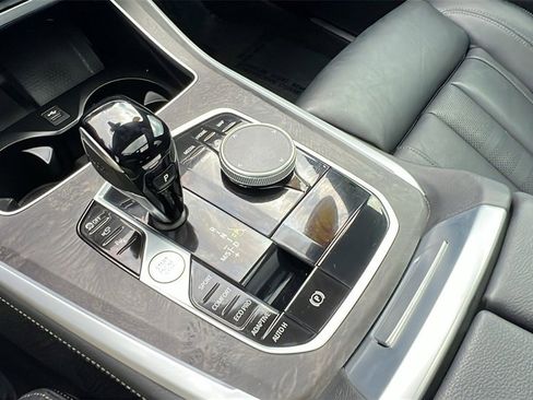 Used 2022 BMW X5 sDrive40i w/ Premium Package image 28