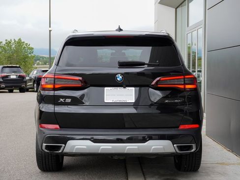 Used 2022 BMW X5 xDrive40i w/ Executive Package AWD/4WD image 6