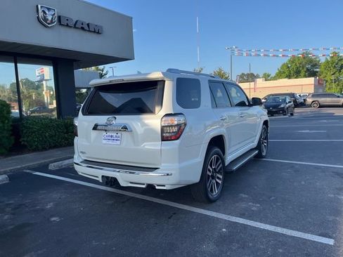 Used 2023 Toyota 4Runner Limited AWD/4WD image 3