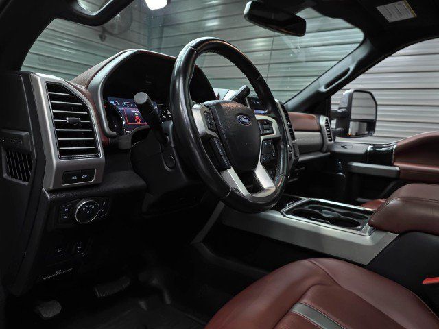Used 2021 Ford F450 Platinum w/ FX4 Off-Road Package AWD/4WD image 15