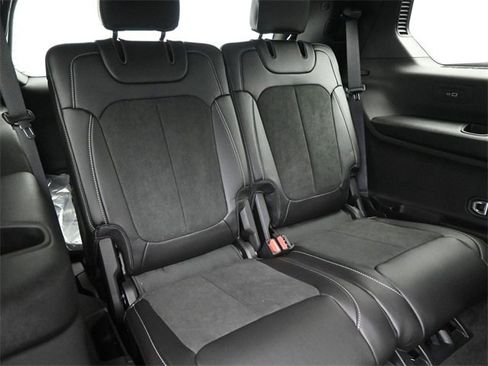 New 2025 Jeep Grand Cherokee L Altitude image 20