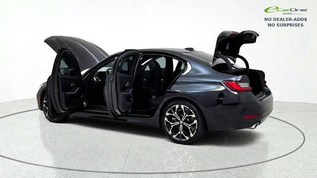 Used 2026 BMW 330i Sedan RWD image 17