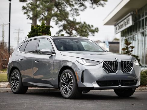 New 2026 BMW X3 xDrive30 w/ Premium Package image 1