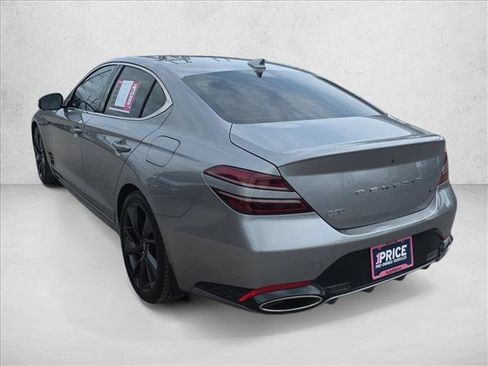 Used 2022 Genesis G70 3.3T RWD image 3