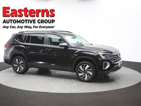 Used 2025 Volkswagen Atlas SE FWD image 47