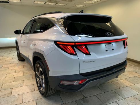 Used 2022 Hyundai Tucson Limited w/ Cargo Package AWD/4WD image 10