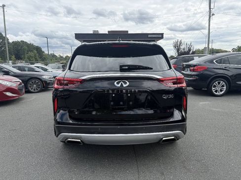 Used 2019 INFINITI QX50 Essential w/ Sensory Package AWD/4WD image 5